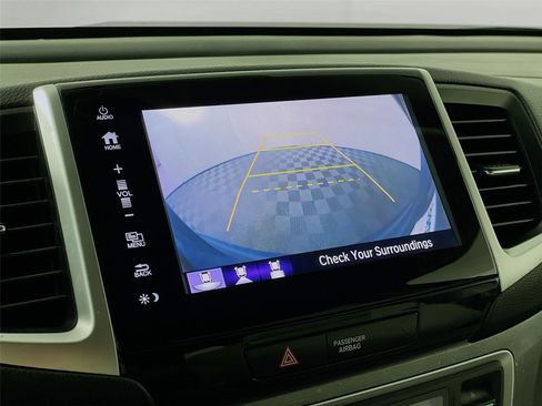 Used 2017 Honda Pilot EX image 18