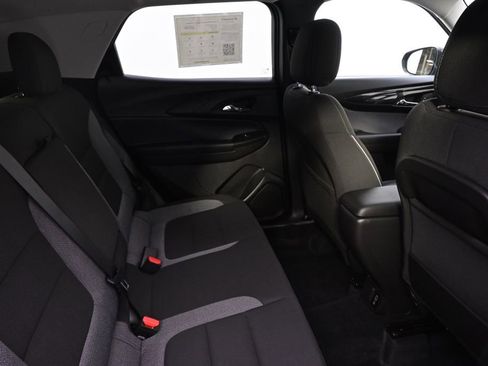 Used 2025 Chevrolet TrailBlazer LT w/ Convenience Package image 18