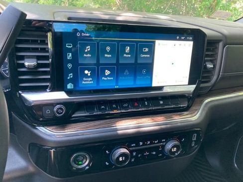 Used 2024 Chevrolet Silverado 1500 LT AWD/4WD image 34