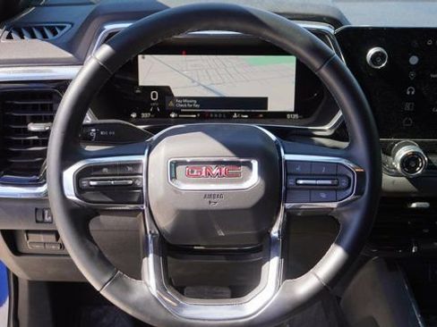 New 2025 GMC Canyon Elevation image 23