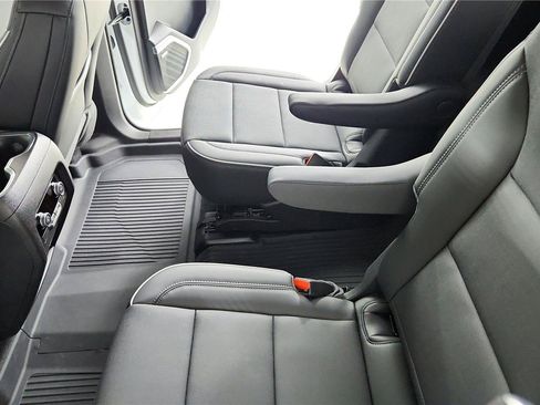 Used 2026 Buick Enclave Preferred FWD image 15