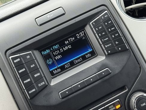 Used 2013 Ford F150 XLT w/ Luxury Equipment Group image 30