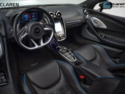 Used 2023 McLaren GT image 19