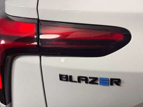 Used 2024 Chevrolet Blazer EV RS AWD/4WD image 14