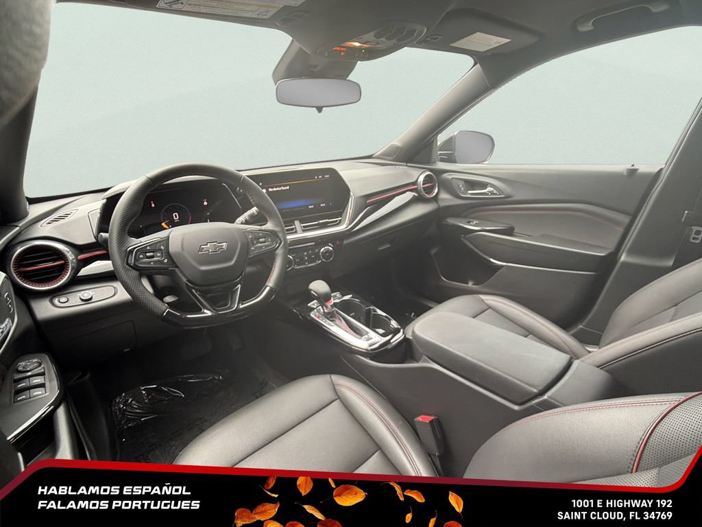 Certified 2025 Chevrolet Trax RS w/ Sunroof Package FWD image 27
