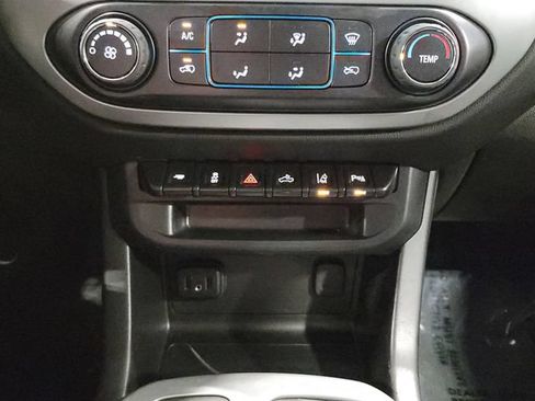 Used 2022 Chevrolet Colorado LT w/ Safety Package AWD/4WD image 32