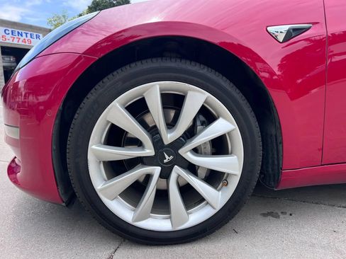 Used 2018 Tesla Model 3 Mid Range RWD image 44
