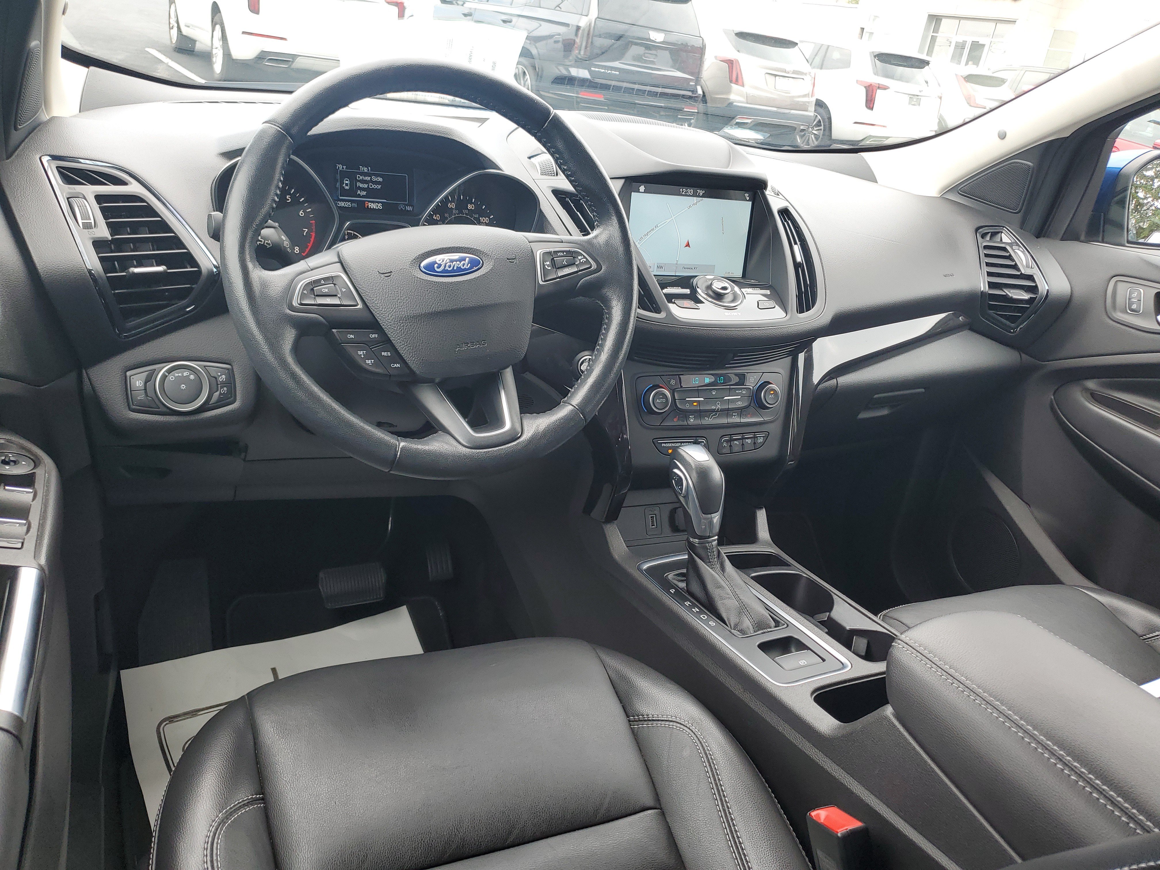 Used 2019 Ford Escape Titanium AWD/4WD image 10