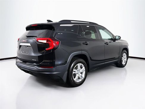 Used 2022 GMC Terrain SLE w/ Driver Convenience Package image 7