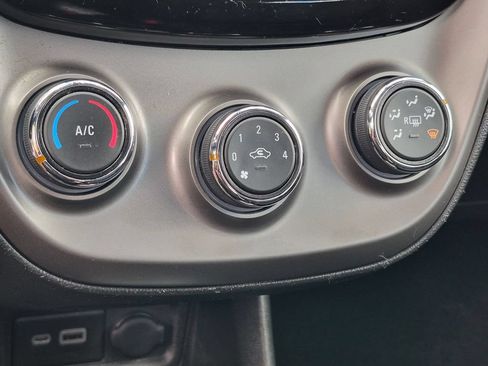 Used 2022 Chevrolet Spark LS FWD image 16