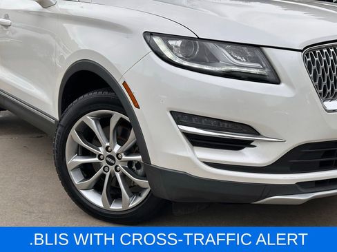 Used 2019 Lincoln MKC Select w/ Select Plus Package image 2