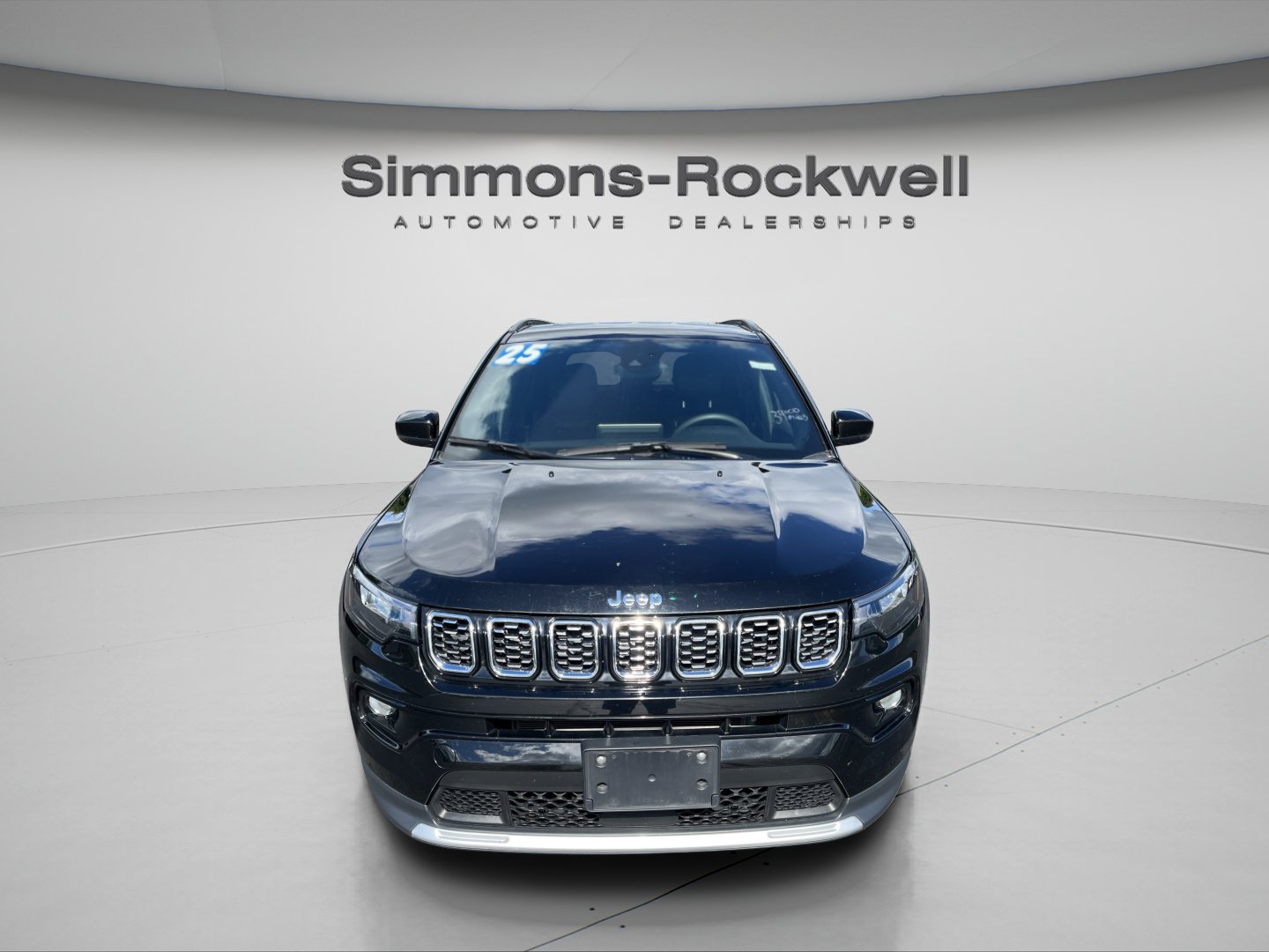 Used 2025 Jeep Compass Limited AWD/4WD image 8