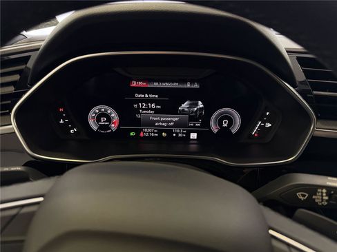 Used 2024 Audi Q3 2.0T Premium Plus image 21