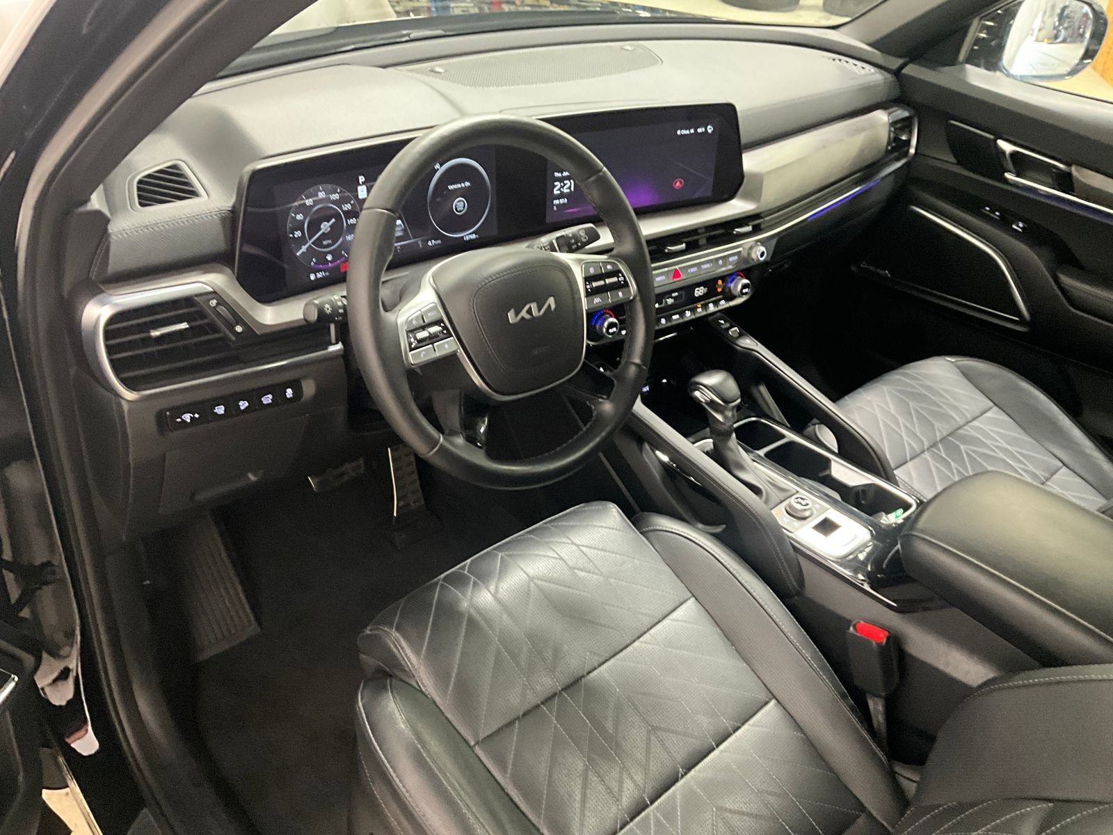Used 2024 Kia Telluride SX X-Line AWD/4WD image 12