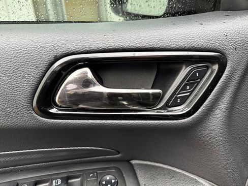 Used 2021 Dodge Durango R/T w/ Tow 'N Go Package image 11