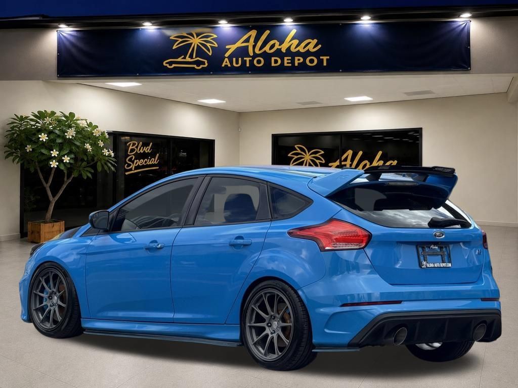 Used 2017 Ford Focus RS AWD/4WD image 3