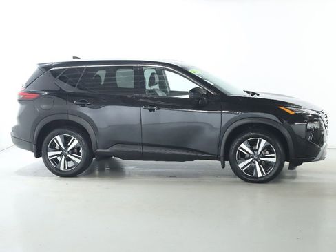 Certified 2024 Nissan Rogue SL image 13
