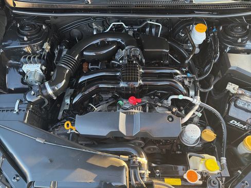 Used 2014 Subaru Crosstrek 2.0i Premium image 12