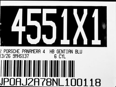 Certified 2022 Porsche Panamera image 30