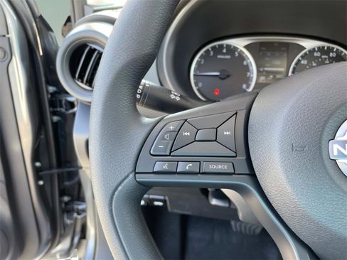 New 2025 Nissan Kicks Play S image 15