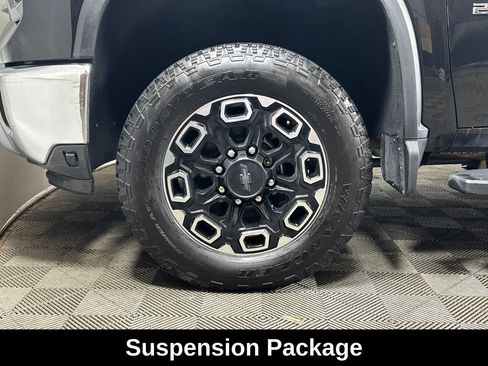 Used 2024 Chevrolet Silverado 2500 LTZ AWD/4WD image 8