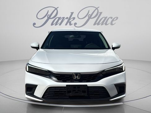 Used 2024 Honda Civic LX image 9