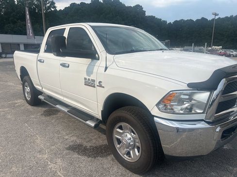 Used 2018 RAM 2500 Tradesman w/ Chrome Appearance Group image 3