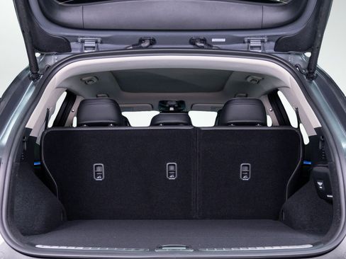 New 2026 Genesis GV70 2.5T Select image 8