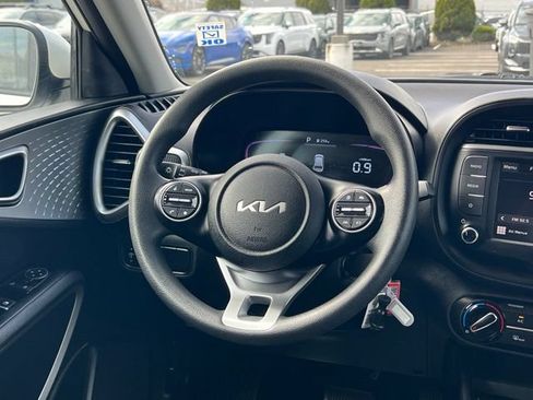 Certified 2024 Kia Soul LX FWD image 15
