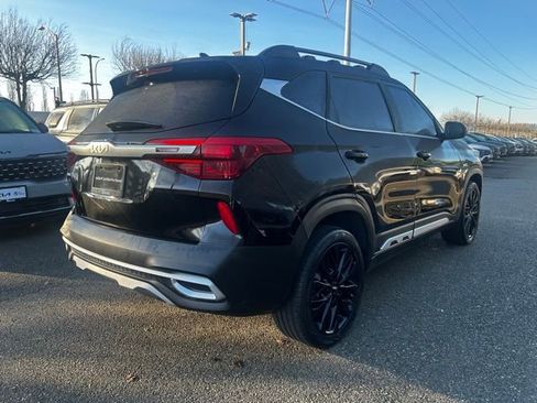 Certified 2022 Kia Seltos Nightfall Edition image 8