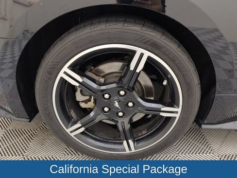 Used 2021 Ford Mustang GT Premium w/ Equipment Group 401A RWD image 17