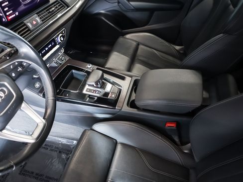 Used 2023 Audi Q5 2.0T Premium w/ Convenience Package image 20