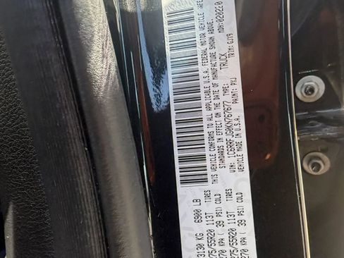 Used 2019 RAM 1500 Laramie image 33