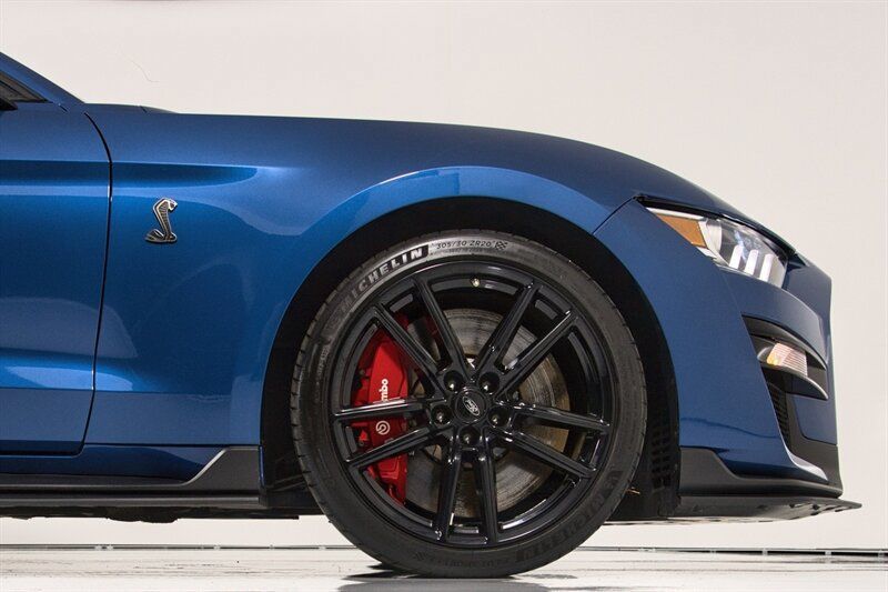 Used 2021 Ford Mustang Shelby GT500 w/ Technology Package RWD image 15
