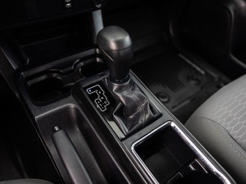 Used 2018 Toyota Tacoma SR w/ SR Convenience Package AWD/4WD image 23