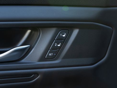 Used 2023 Honda Accord Touring image 39