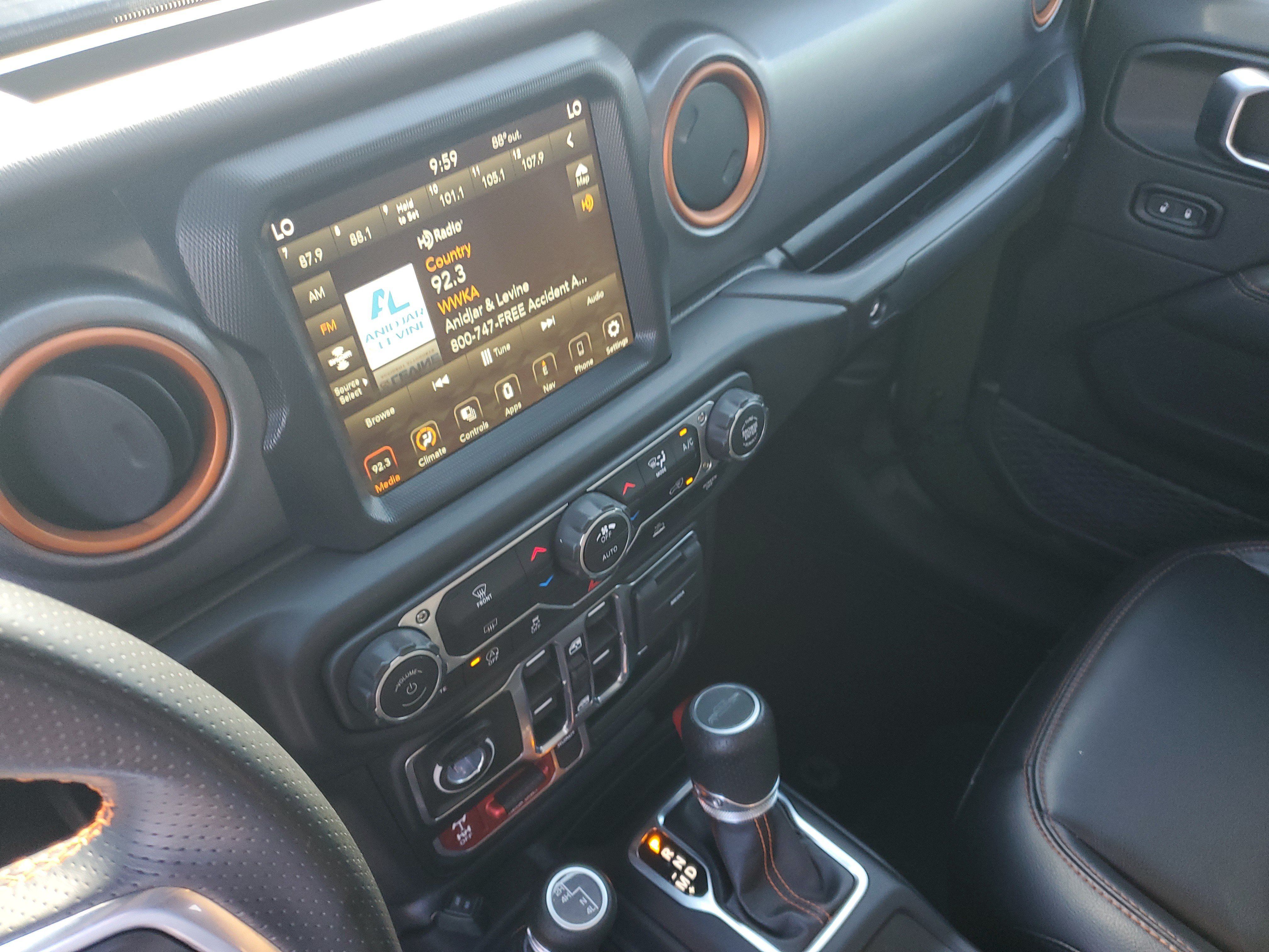 Used 2023 Jeep Gladiator Mojave w/ LED Lighting Group AWD/4WD image 19