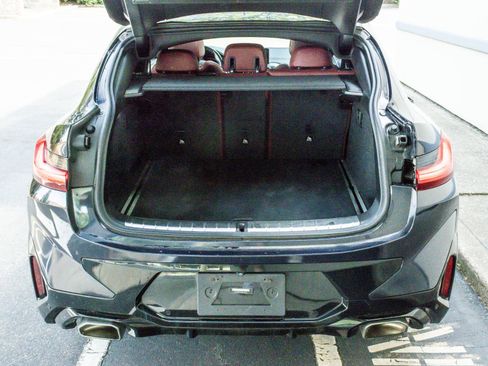 Used 2022 BMW X4 xDrive30i w/ M Sport Package 2 AWD/4WD image 18