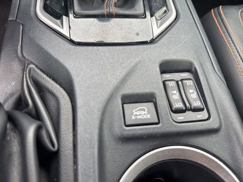 Used 2019 Subaru Crosstrek 2.0i Limited w/ Moonroof Package w/Navigation AWD/4WD image 19