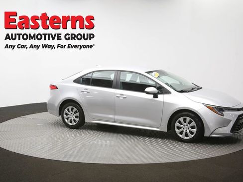 Used 2023 Toyota Corolla LE FWD image 47