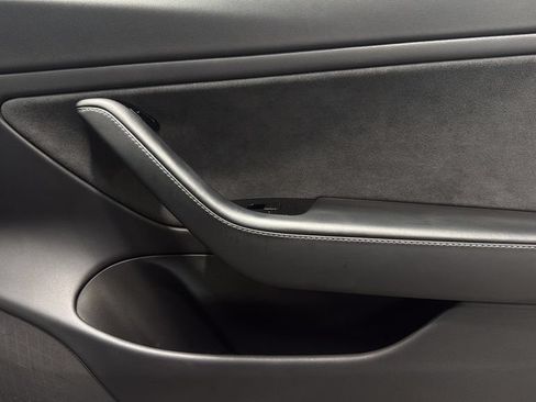 Used 2019 Tesla Model 3 Long Range AWD/4WD image 9
