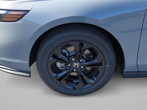 New 2025 Honda Accord SE image 10