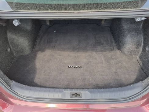 Used 2025 Nissan Altima 2.5 SV FWD image 26