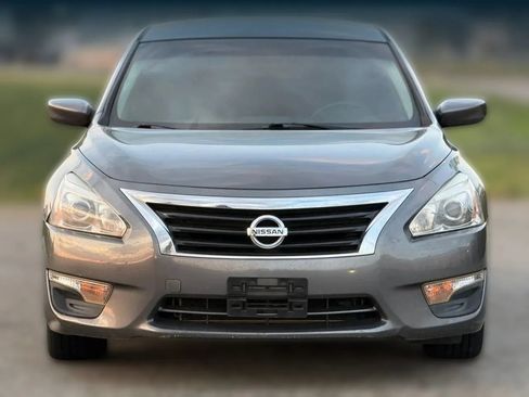 Used 2015 Nissan Altima 2.5 S w/ Special Edition Package FWD image 5
