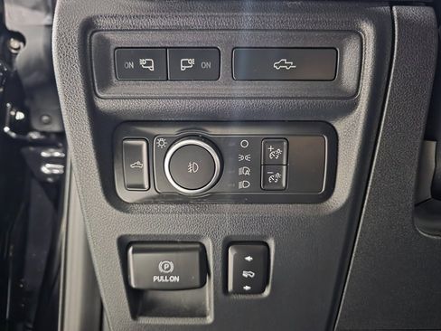 Used 2021 Ford F150 Lariat w/ Equipment Group 502A High image 41