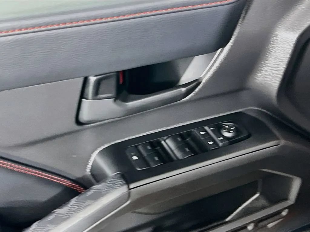 Used 2024 Toyota Tacoma TRD Pro AWD/4WD image 19