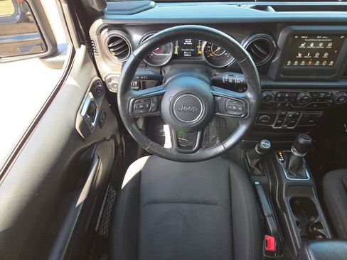 Used 2020 Jeep Wrangler Unlimited Sport AWD/4WD image 4