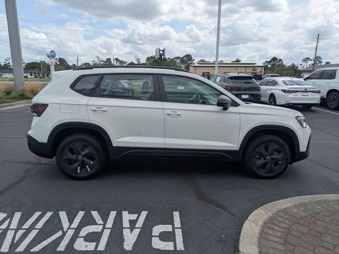 New 2026 Volkswagen Taos S FWD image 4