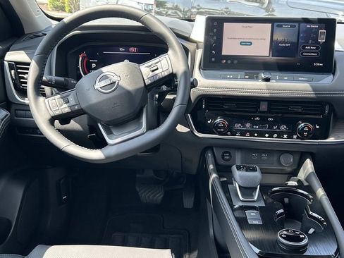 New 2026 Nissan Rogue Platinum w/ Platinum Premium Package AWD/4WD image 24