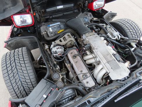 Used 1991 Chevrolet Corvette Coupe image 8